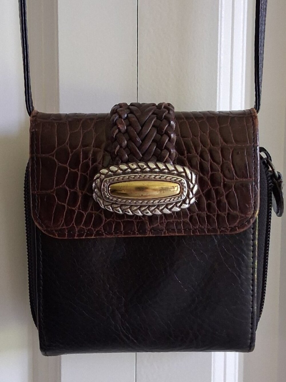 Brighton Mary 2-Tone Black & Brown Vintage Crossbody Wallet